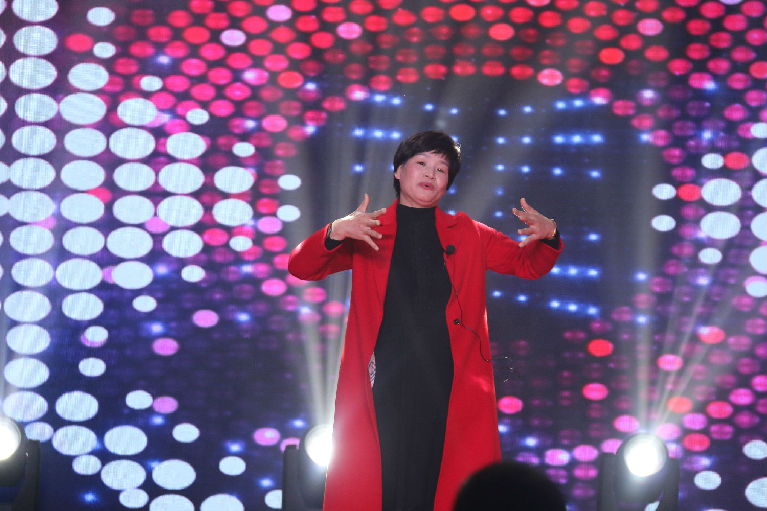 手勢(shì)舞.jpg 手勢(shì)舞.jpg